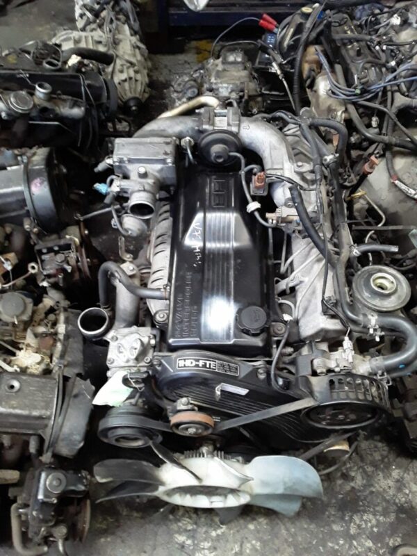 TOYOTA 1HD FTE Land Cruiser Engine