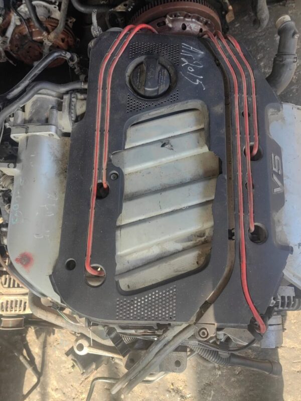 VW AGZ V5 JETTA 2.3 5 CYLINDER COMPLETE ENGINE